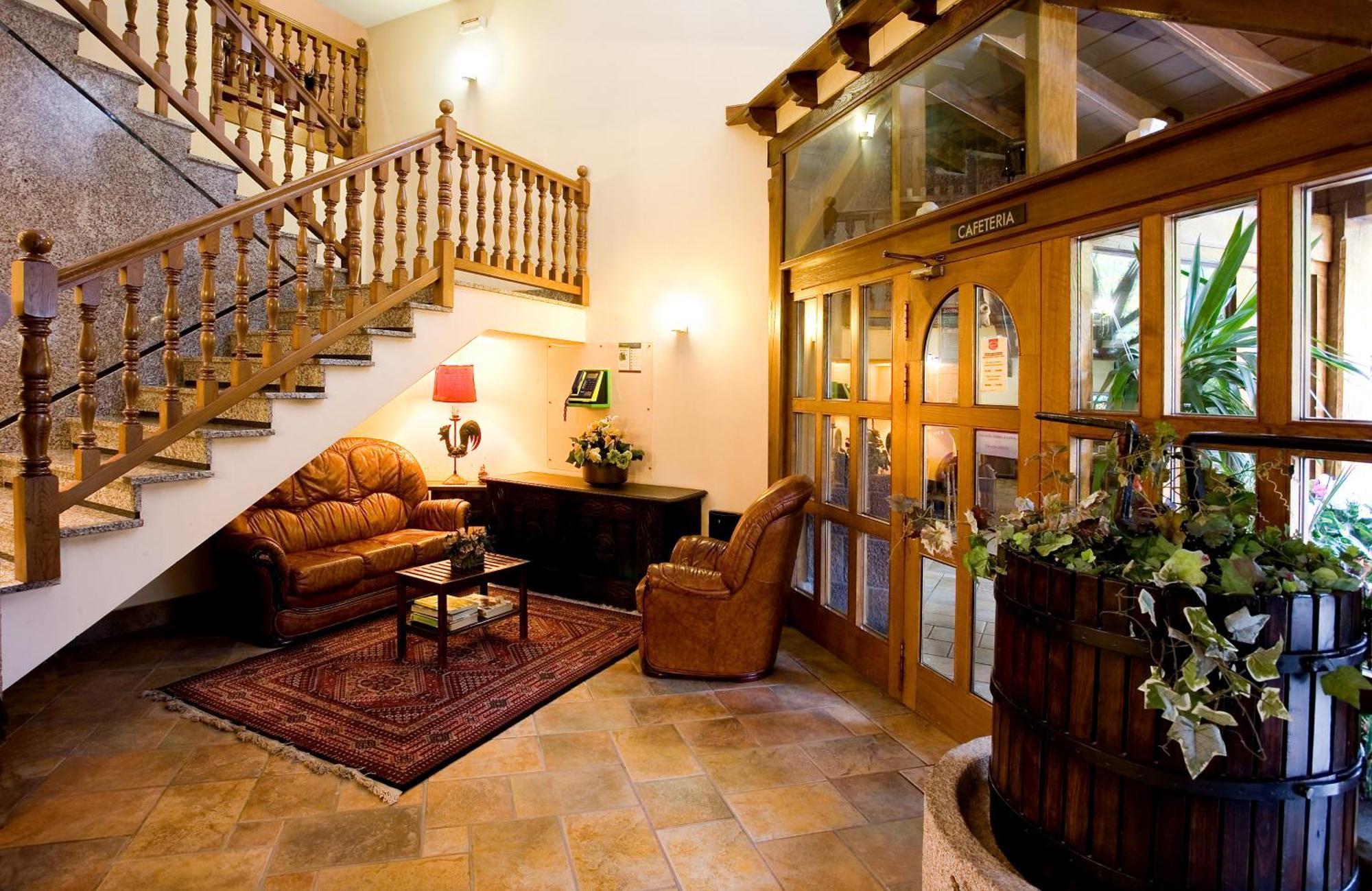 Hotel Venta De Эчалар Экстерьер фото