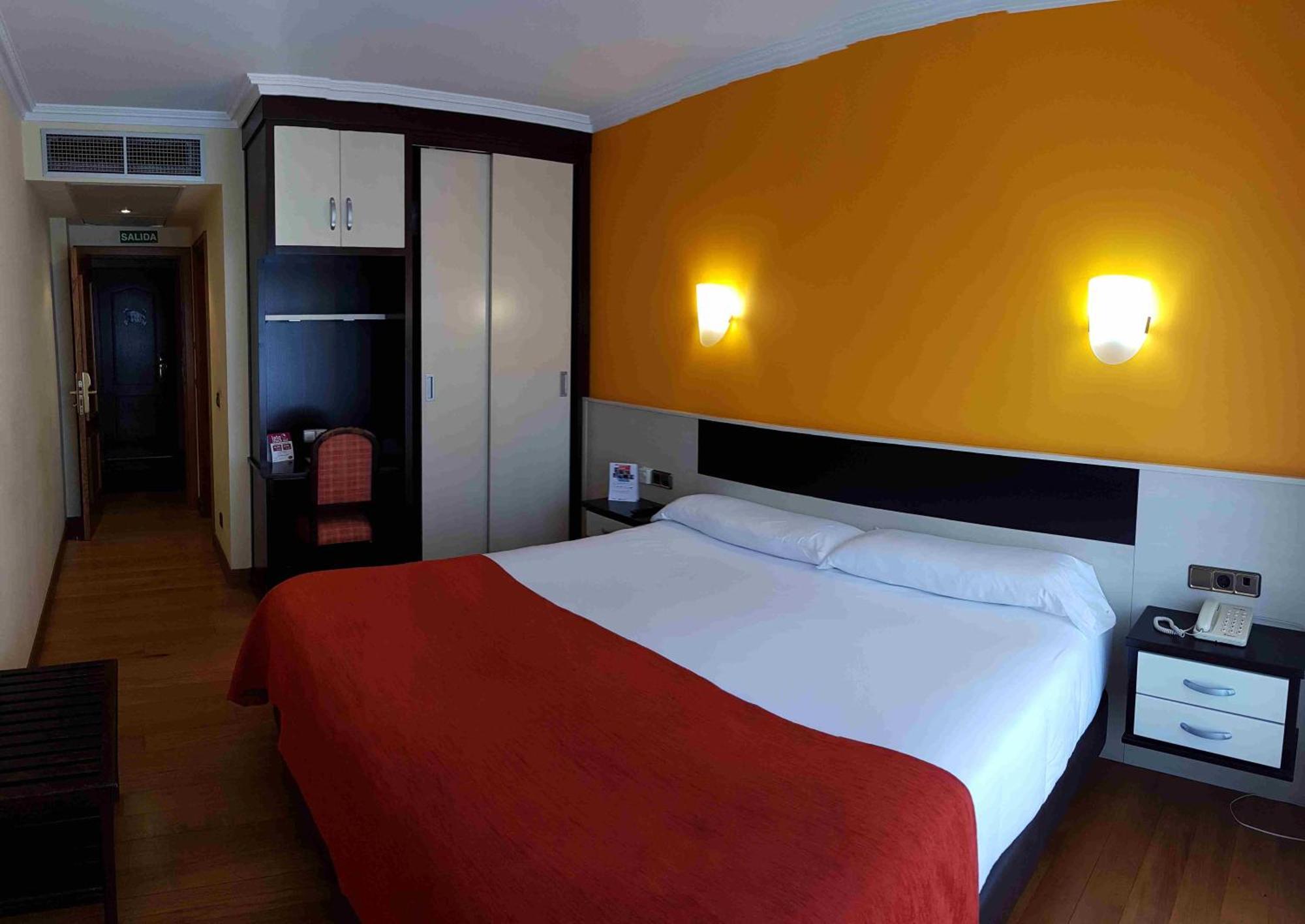 Hotel Venta De Эчалар Экстерьер фото