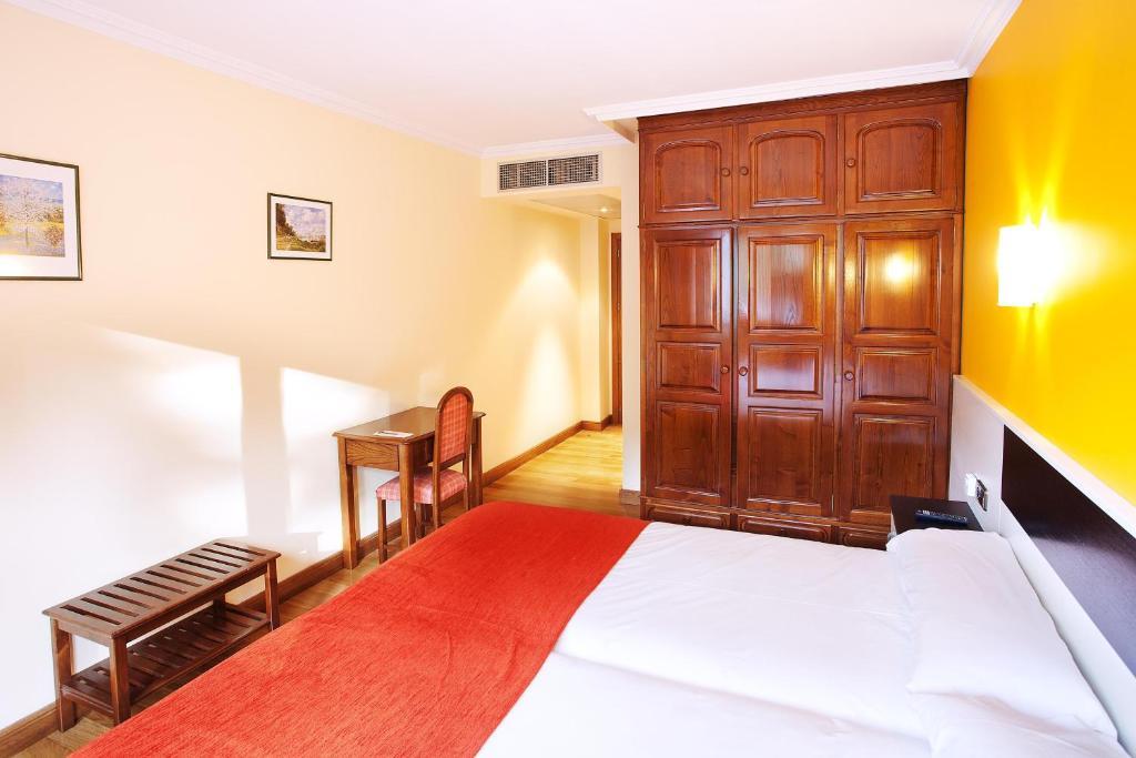 Hotel Venta De Эчалар Экстерьер фото