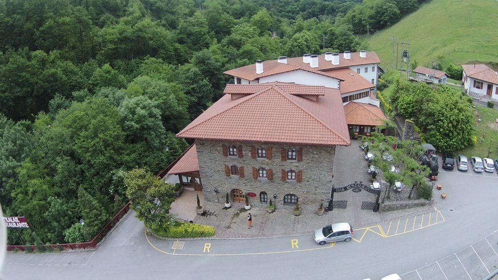Hotel Venta De Эчалар Экстерьер фото